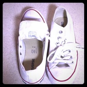 Converse sz 6 men 8 women